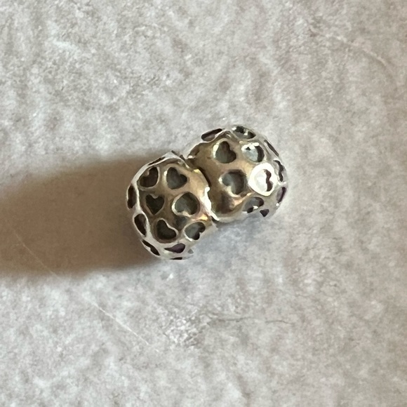 Pandora black hearts charm clip for bracelets - Picture 5 of 6